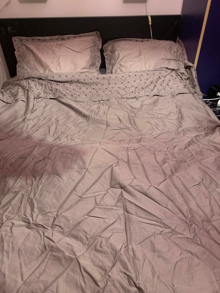 Ikea Satijnen Dekbedovertrek 200x200cm met Drukknoppen, Huis en Inrichting, Gebruikt, Dekbedovertrek, Tweepersoons, Ophalen of Verzenden