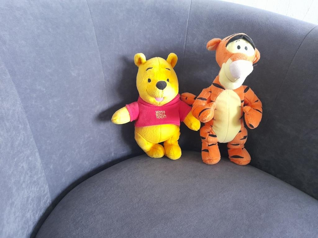 2  knuffels van Winnie de Poeh en Teigetje, Verzamelen, Ophalen of Verzenden, Winnie de Poeh of vrienden, Nieuw, Knuffel