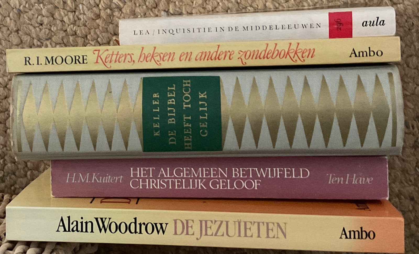 5 boeken geschiedenis christendom, Boeken, Ophalen of Verzenden, Gelezen