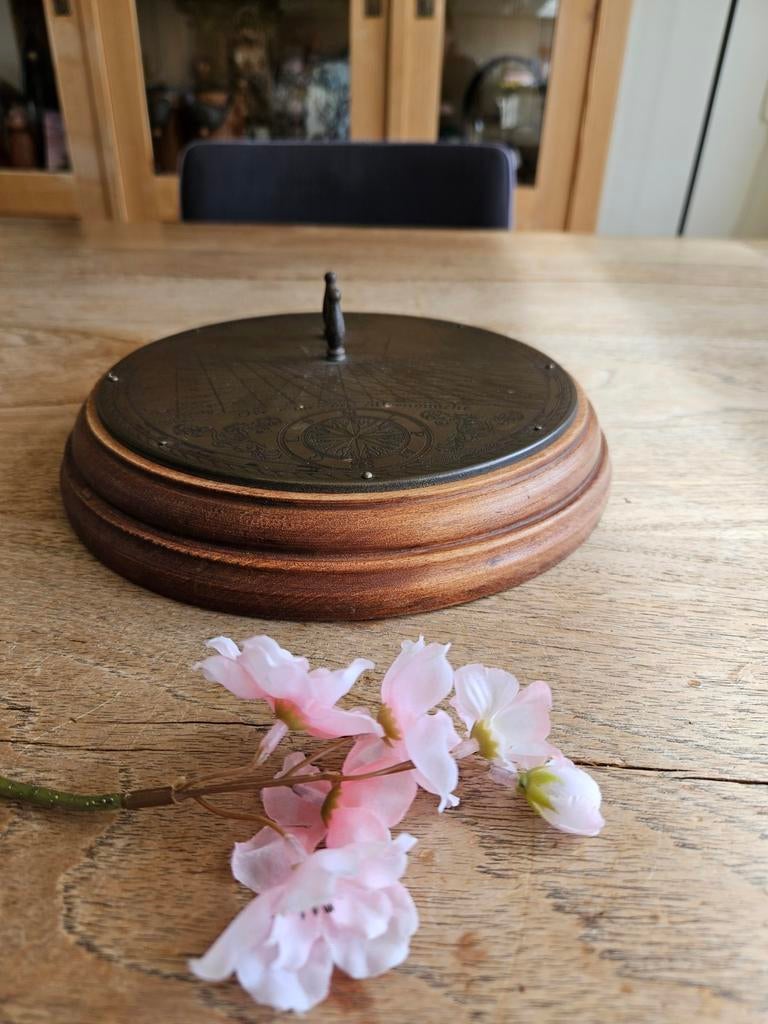 Babylonische Zonnewijzer Replica - Messing & Hout, Ophalen of Verzenden