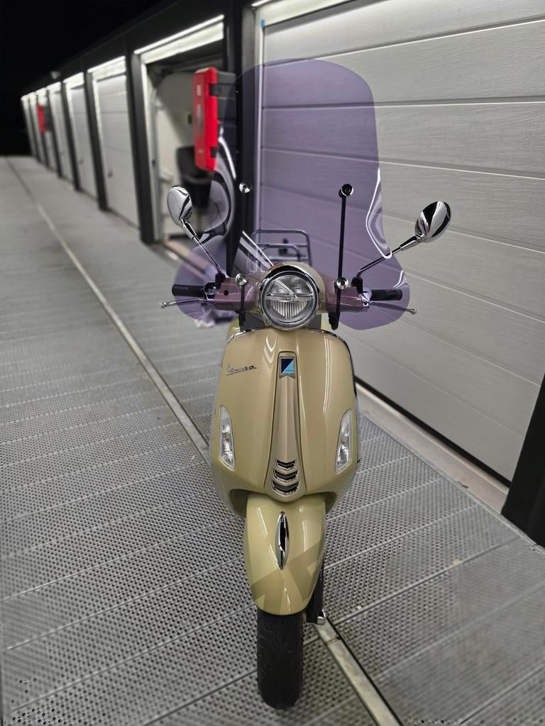 Vespa primavera 75th Anniversary, Ophalen, Overige modellen, Zo goed als nieuw, Benzine