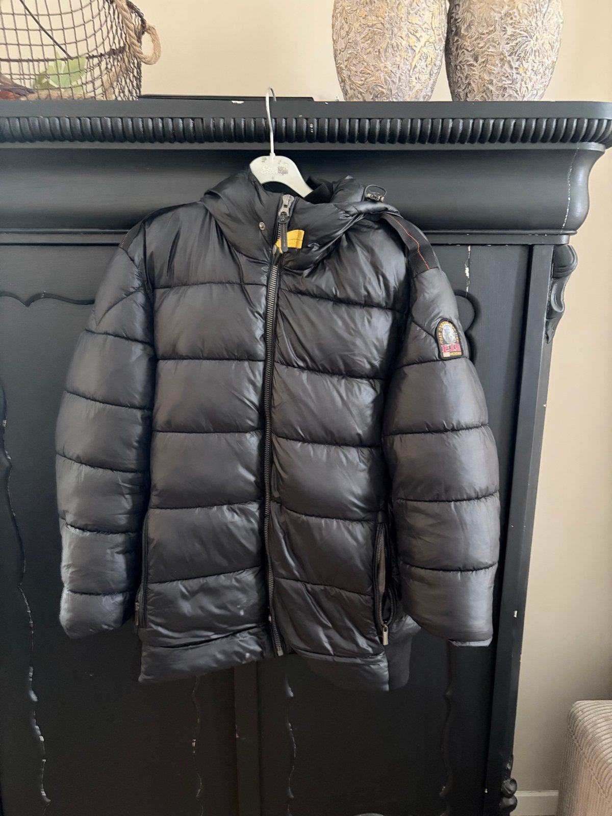 Parajumpers jas - mooie jas met kleine defecten, Kleding | Dames, Jassen | Winter, Ophalen of Verzenden, Gedragen, Maat 46/48 (XL) of groter