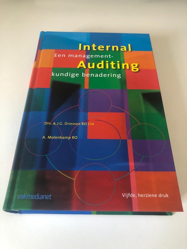 A. Molenkamp - Internal auditing, A. Molenkamp; A.J.G. Driessen, Ophalen of Verzenden, Management, Zo goed als nieuw