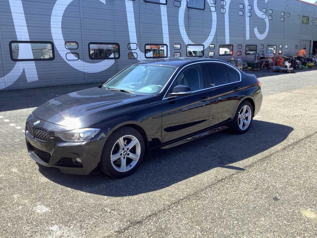 2014 BMW 330d Personenauto, Auto's, BMW, Gebruikt, Overige carrosserieën, Bedrijf, Diesel
