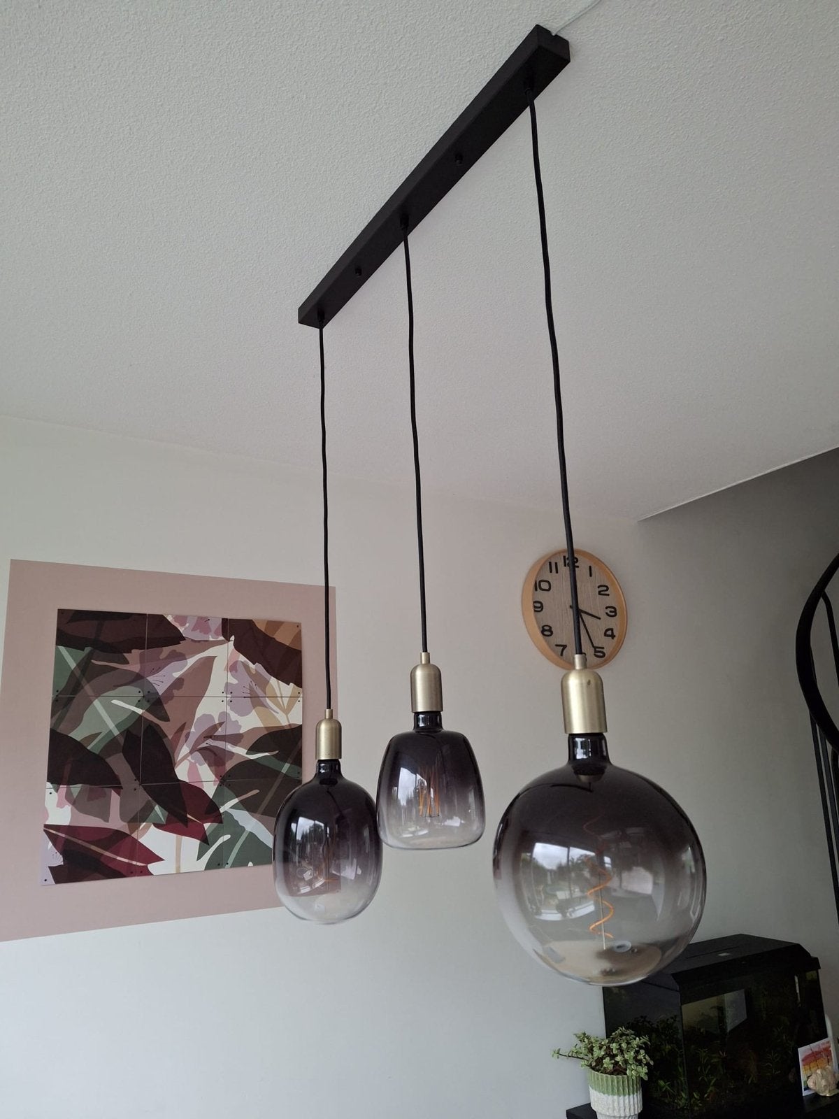 Hanglamp met 3 smoke glazen bollen, E27 fitting, Huis en Inrichting, Ophalen of Verzenden, Zo goed als nieuw, Glas, E27 (groot)