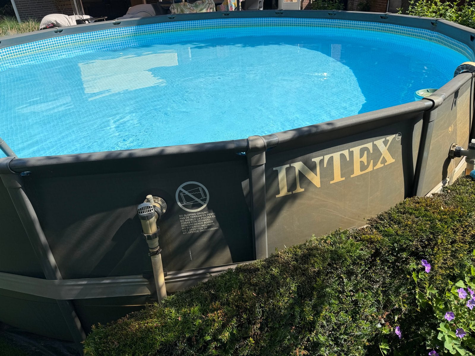 Intex Zwembad 5,5m x 1,32m met pomp, zoutwatersysteem, Tuin en Terras, Gebruikt, Rond, 300 cm of meer, Ophalen