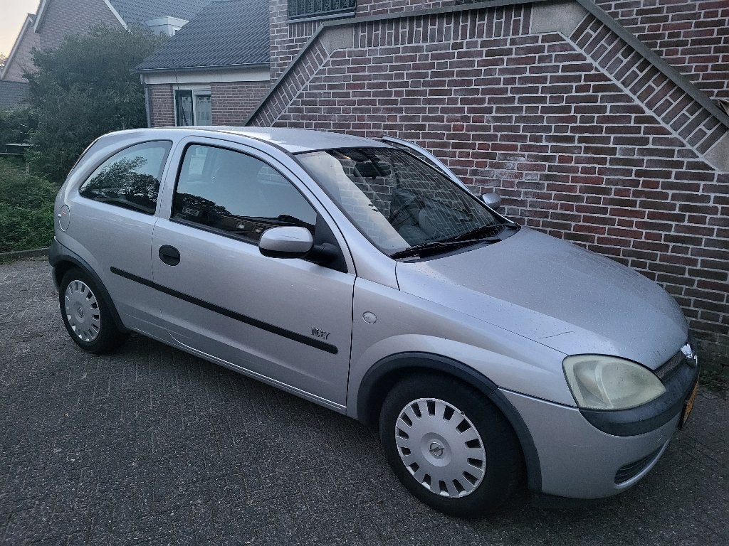 Opel Corsa 1.2 16V Njoy–3-deurs–APK 18-06-2027–249.418 km, Auto's, Voorwielaandrijving, 74 pk, 31 €/maand, Origineel Nederlands