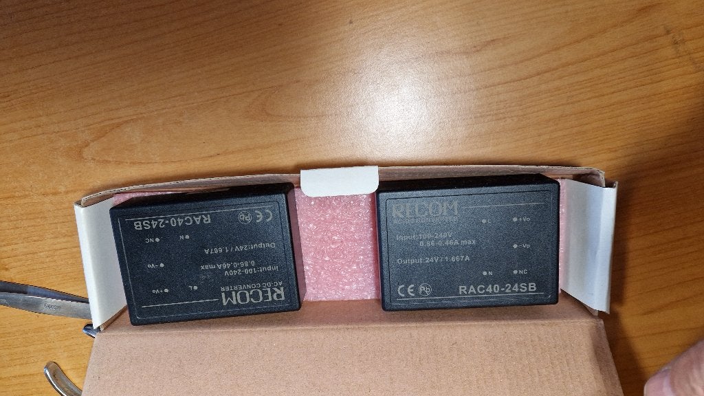 RECOM RAC40-24SB – 230V AC naar 24V DC 1,67A – 40W, Ophalen of Verzenden, Nieuw