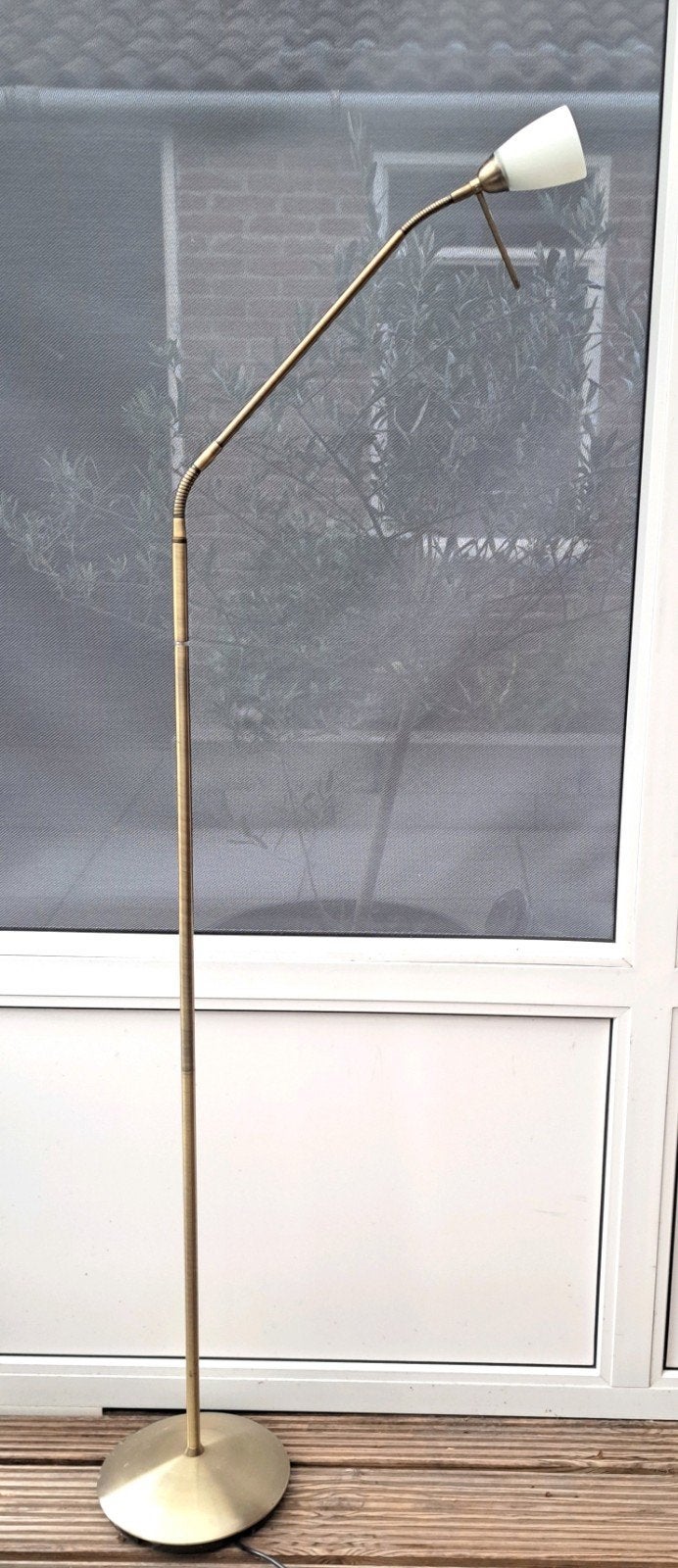 Vintage messing vloerlamp met flexibele arm, Huis en Inrichting, Ophalen, Gebruikt, Vintage, Klassiek, E27 (groot)