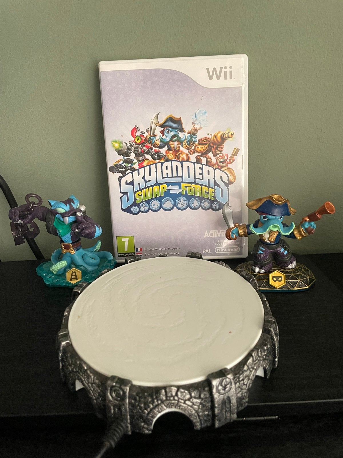 Skylanders Swap Force Wii met 9 figuren en portal, Gebruikt, 2 spelers, Eén computer, Vanaf 7 jaar