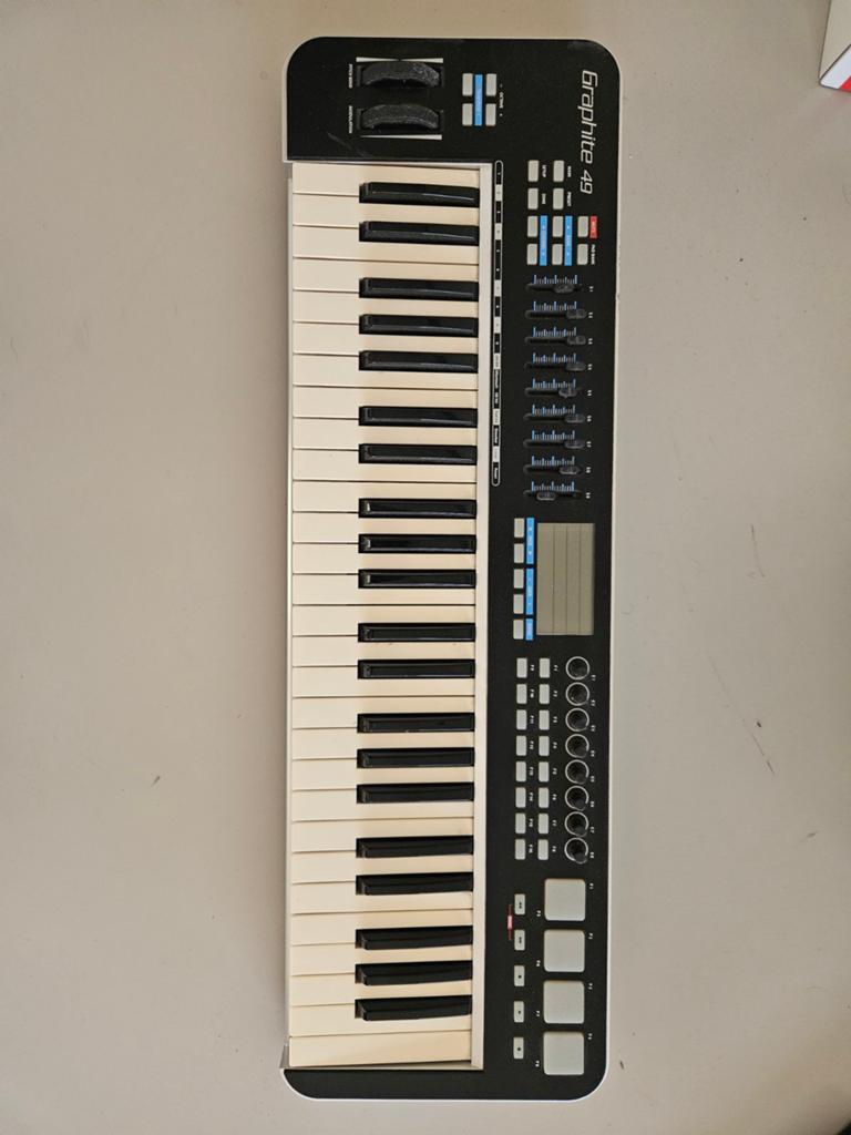 Samson Graphite 49 USB MIDI Controller Keyboard, Muziek en Instrumenten, Keyboards, Midi-aansluiting, Ophalen of Verzenden, Zo goed als nieuw