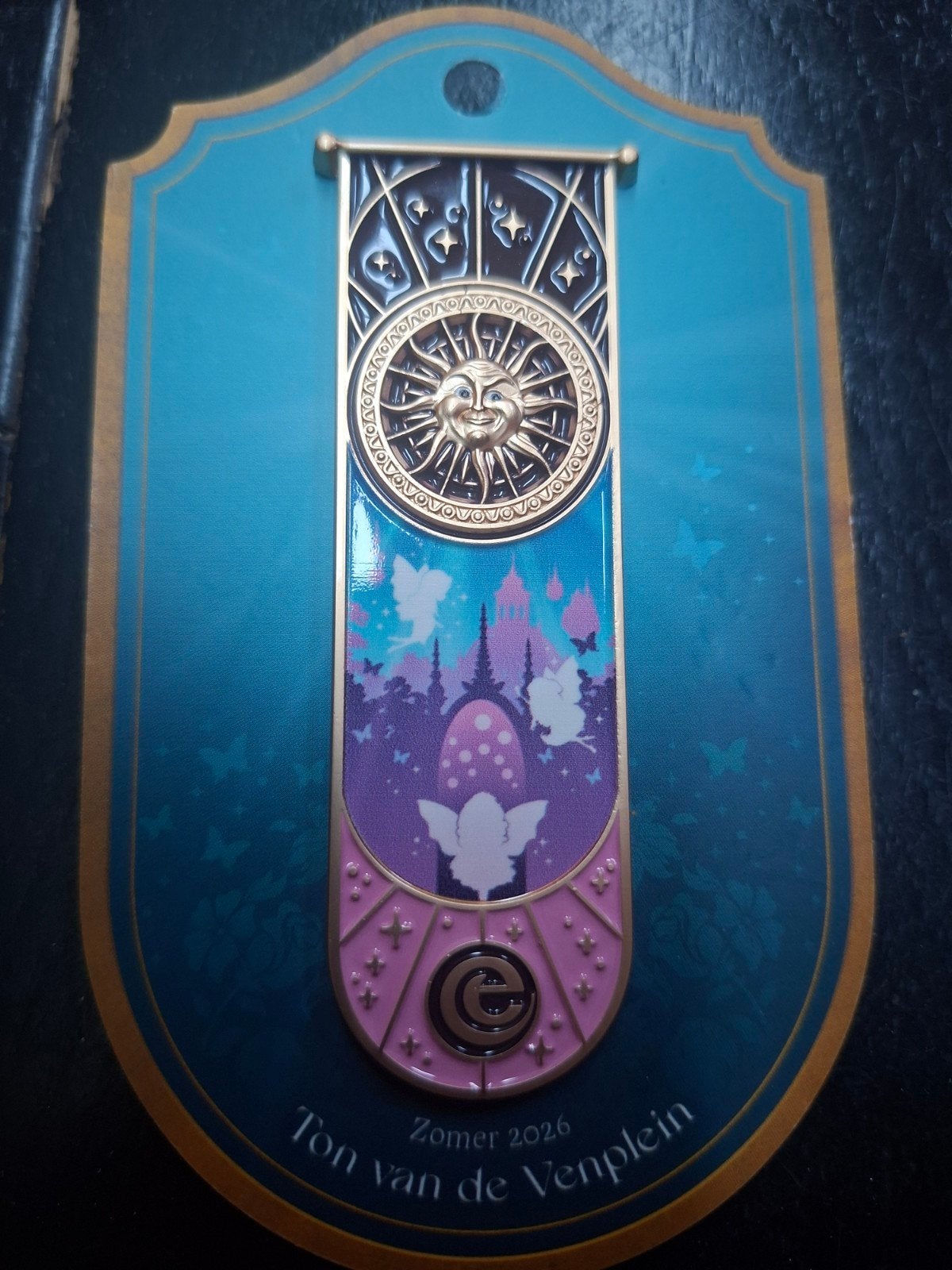 Efteling zomer pin 3 Tom van de Venplein, Verzamelen, Speldjes, Pins en Buttons, Ophalen of Verzenden, Nieuw