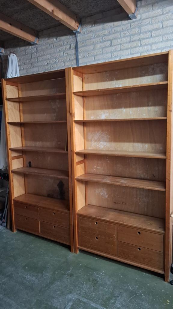 2 lundia kasten, Ophalen, Met plank(en), Gebruikt, 100 tot 150 cm