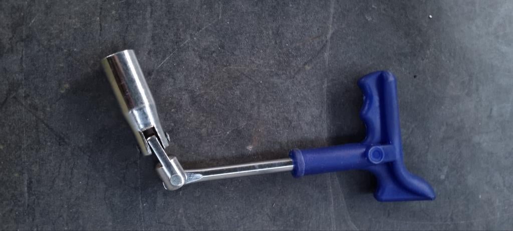 Bougiesleutel met flexibele kop en T-handvat, Ophalen of Verzenden, Gebruikt
