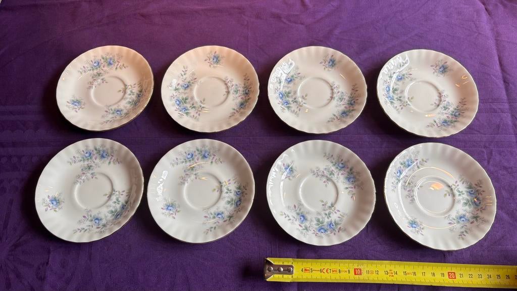 Royal Albert Blue Blossom Schotels (8 stuks), Antiek en Kunst, Ophalen of Verzenden
