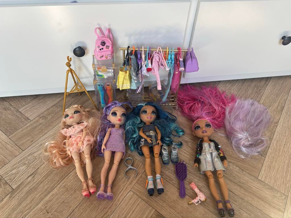 Grote set Rainbow High poppen en accessoires, Ophalen of Verzenden, Gebruikt, Overige typen