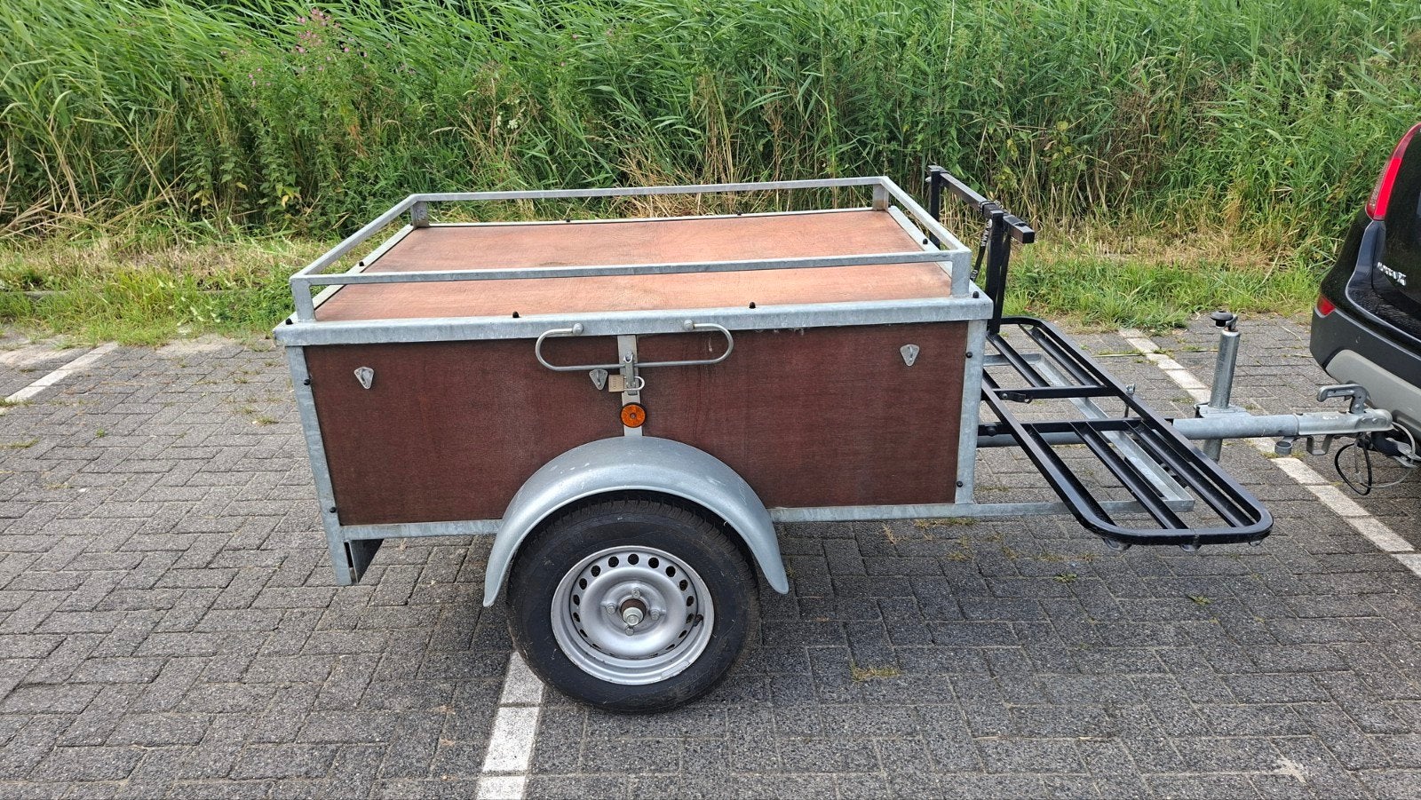 Aanhangwagen met fietsendrager en deksel, Ophalen, Gebruikt