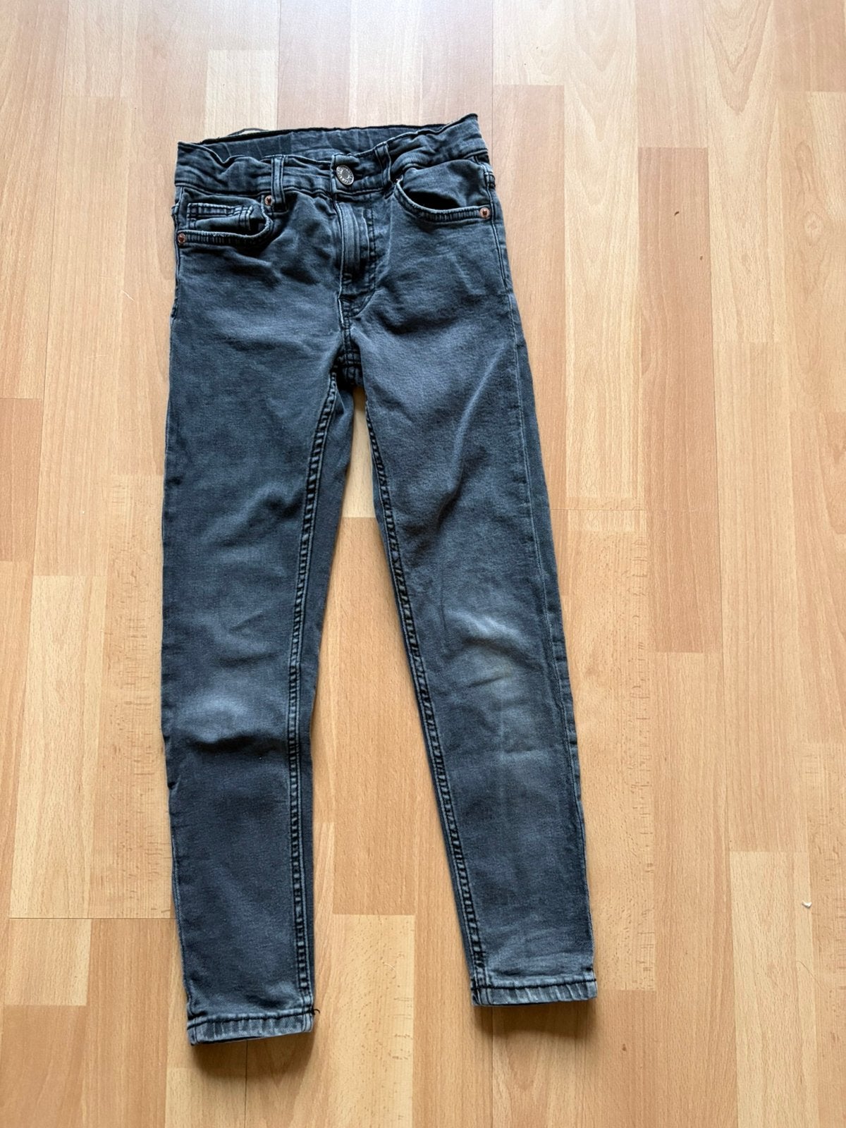 Zara Grijze Skinny Jeans mt 134 ZGAN, Ophalen of Verzenden, Zo goed als nieuw, Jongen, Broek