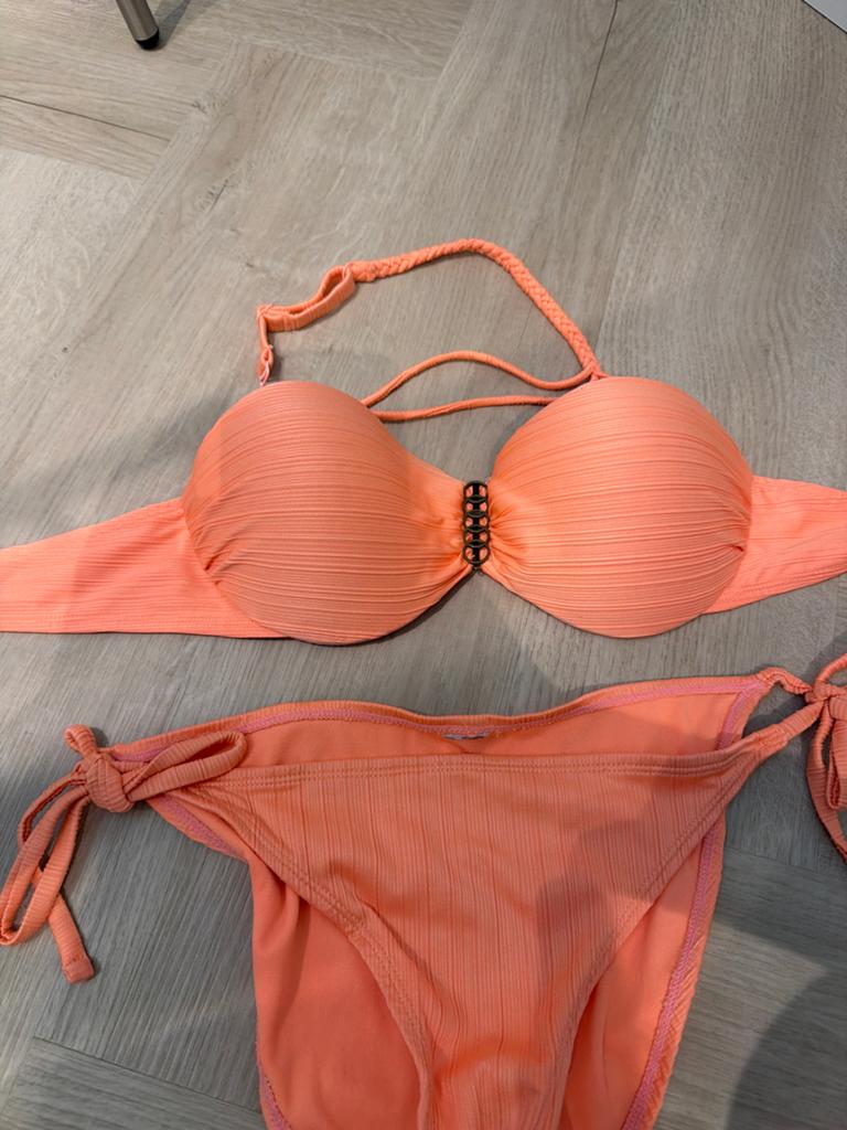 Doutzen Stories Bikini Maat 34/36 Oranje, Ophalen of Verzenden, Gedragen, Oranje, Bikini