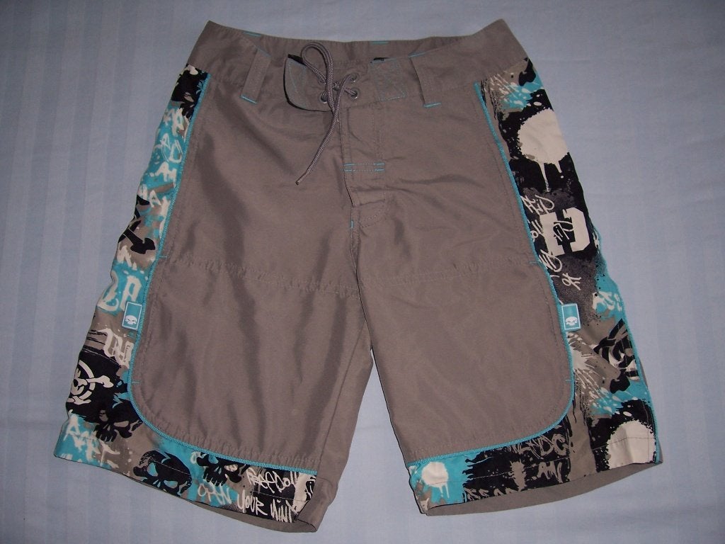 Leuke grijs / blauw / wit korte broek h&m maat 134, Kinderen en Baby's, Kinderkleding | Maat 134, Broek, Gebruikt, H&M, Ophalen of Verzenden