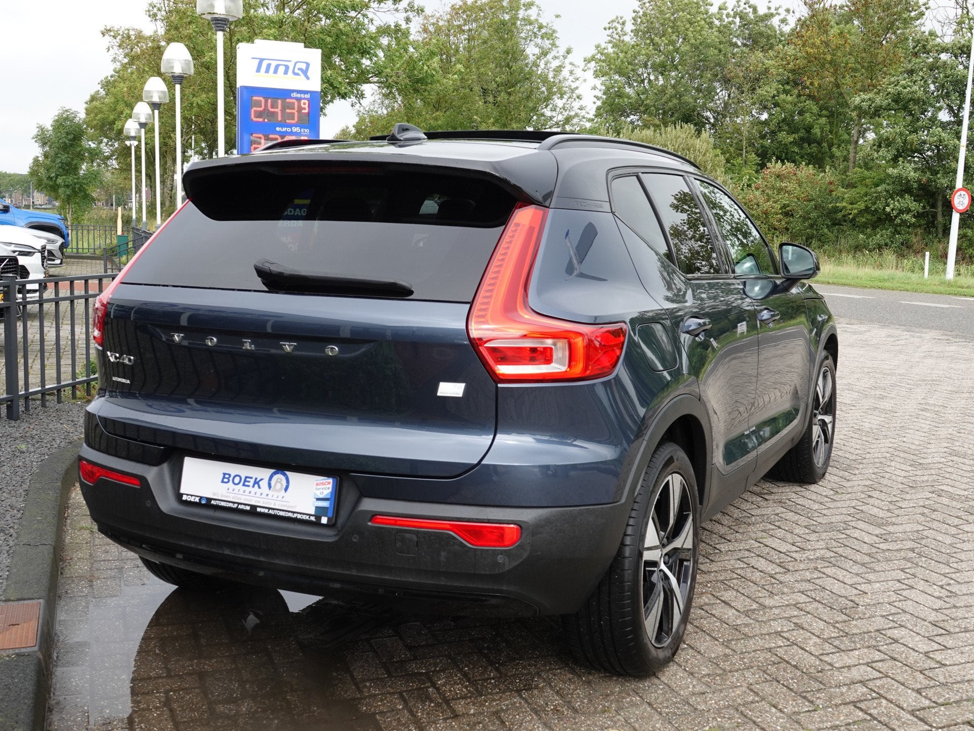 Volvo XC40 1.5 T4 Recharge R-Design VOL LEER | PANODAK | HK-, Auto's, Blauw, Leder, 3 cilinders, 211 pk