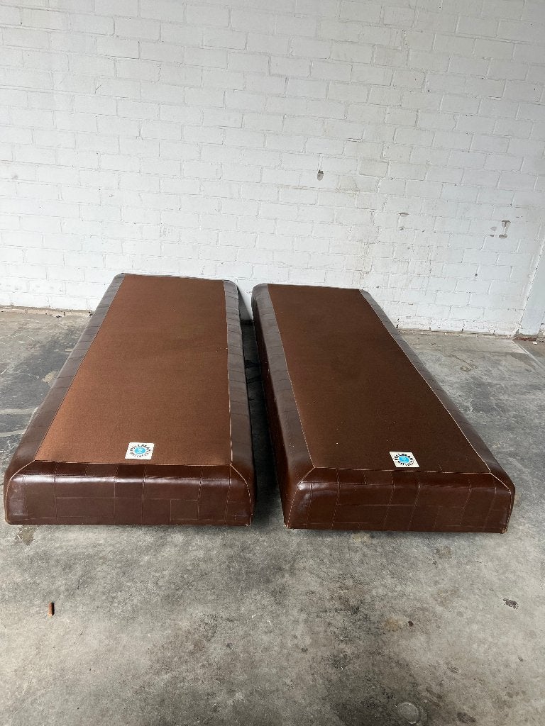 Pullman boxspring onderstel 74x185 cm - per stuk, Gebruikt, Bruin, Tweepersoons, 80 cm