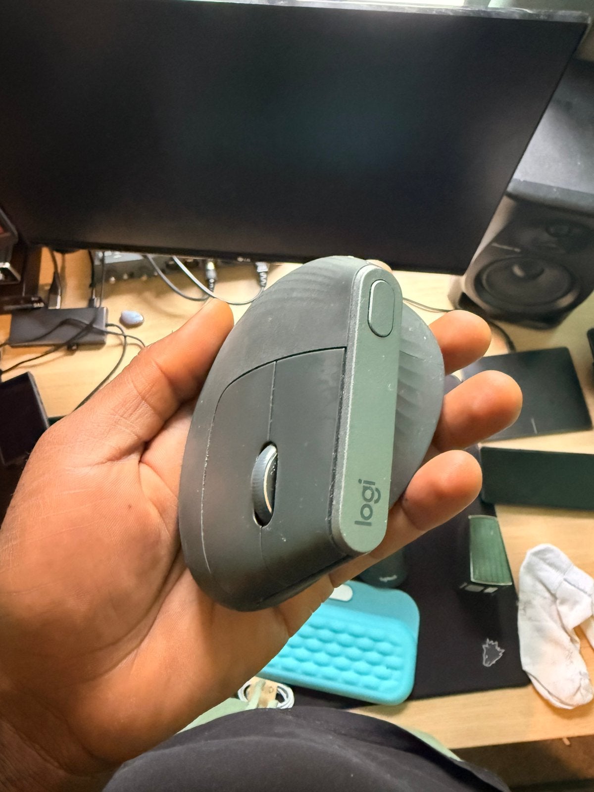 Logitech MX Vertical Ergonomische Muis - Gebruikt, Computers en Software, Muizen, Gebruikt, Muis, Rechtshandig, Draadloos, Ergonomisch