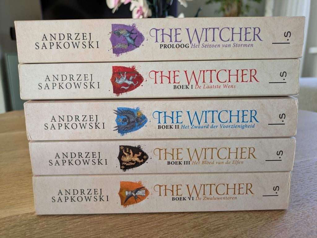 The Witcher boekenreeks van Andrzej Sapkowski, Ophalen of Verzenden, Gelezen, Andrzej Sapkowski