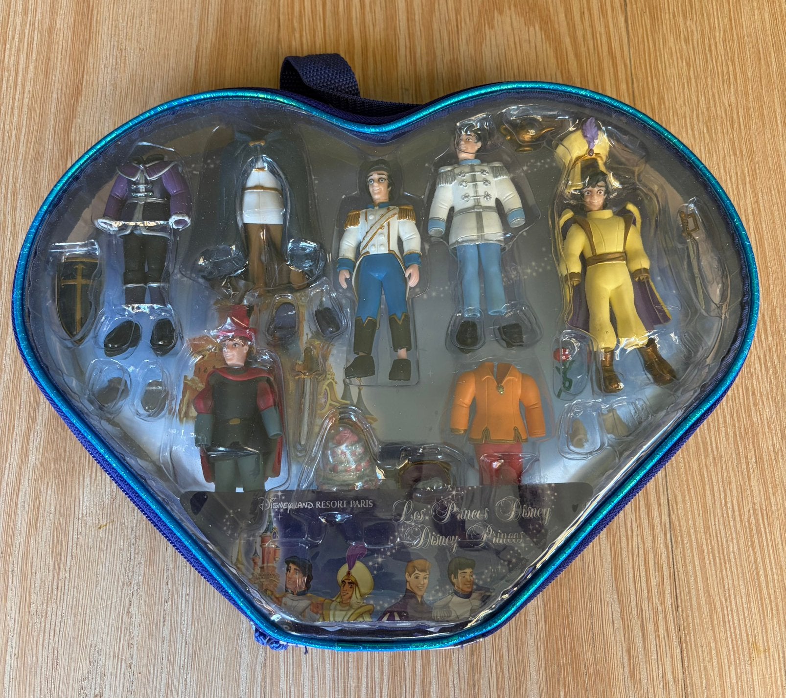 Vintage Disney Prince Fashion Set (Disneyland Paris), Verzamelen, Ophalen of Verzenden, Overige figuren, Zo goed als nieuw, Overige typen