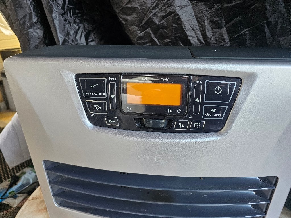 zibro olie laserkachel lc 150, Ophalen, Overige brandstoffen, Petroleumkachel, Zo goed als nieuw