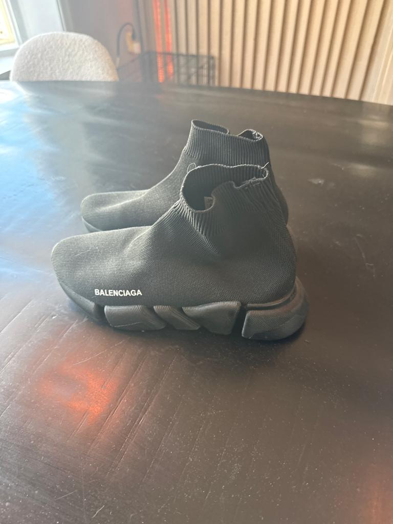 Ballenciaga schoenen maat 39, Ophalen of Verzenden, Zo goed als nieuw, Zwart, Sneakers of Gympen