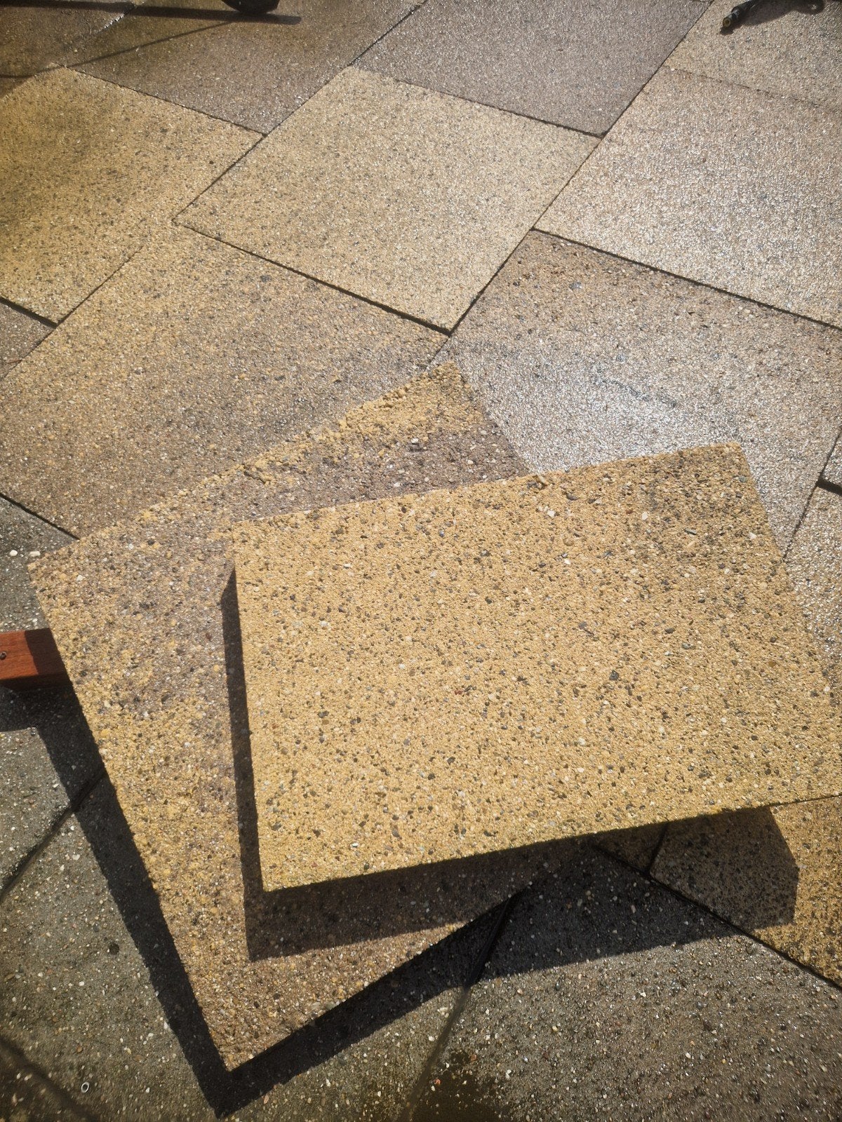 GRATIS 7 gebruikte terrastegels, Tuin en Terras, Tegels en Klinkers, Gebruikt, Ophalen of Verzenden, Minder dan 5 m², Beton