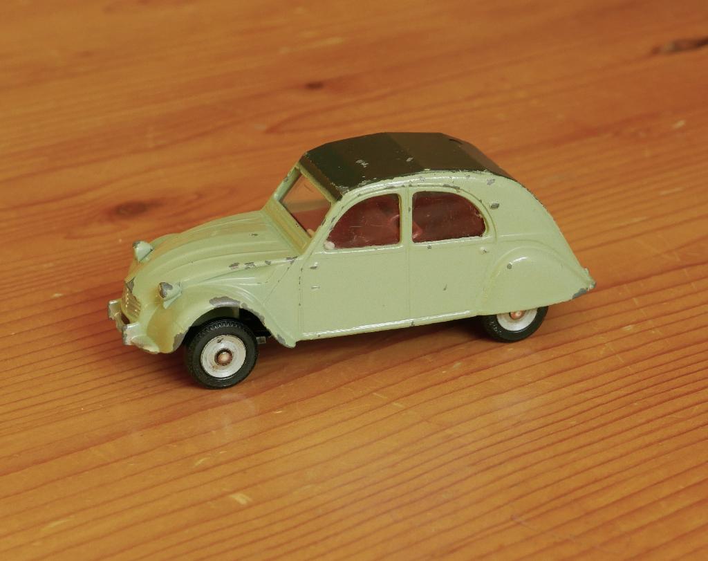 2CV Citroën, Dinky Toys No.558, Hobby en Vrije tijd, Modelauto's | 1:43, Ophalen of Verzenden, Gebruikt, Auto, Dinky Toys