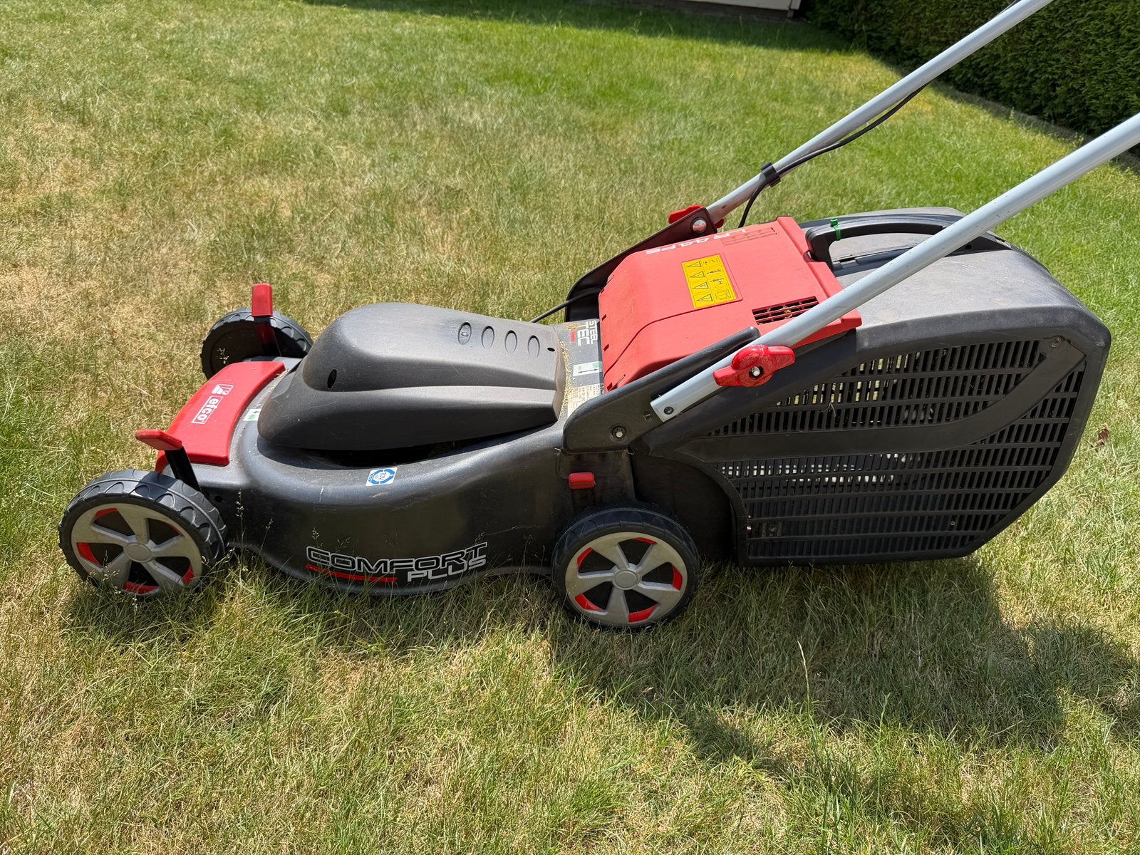 EFCO LR44PE elektrische grasmaaier - 41cm, Tuin en Terras, Ophalen, Cirkelmaaier, Elektrische grasmaaier, Zo goed als nieuw