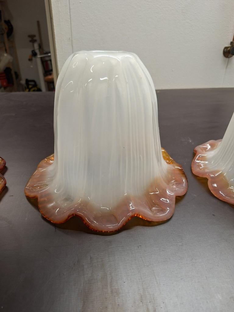 3 vintage glazen lampenkappen gereserveerd, Huis en Inrichting, Lampen | Lampenkappen, Rond, ?, Zo goed als nieuw, Minder dan 25 cm
