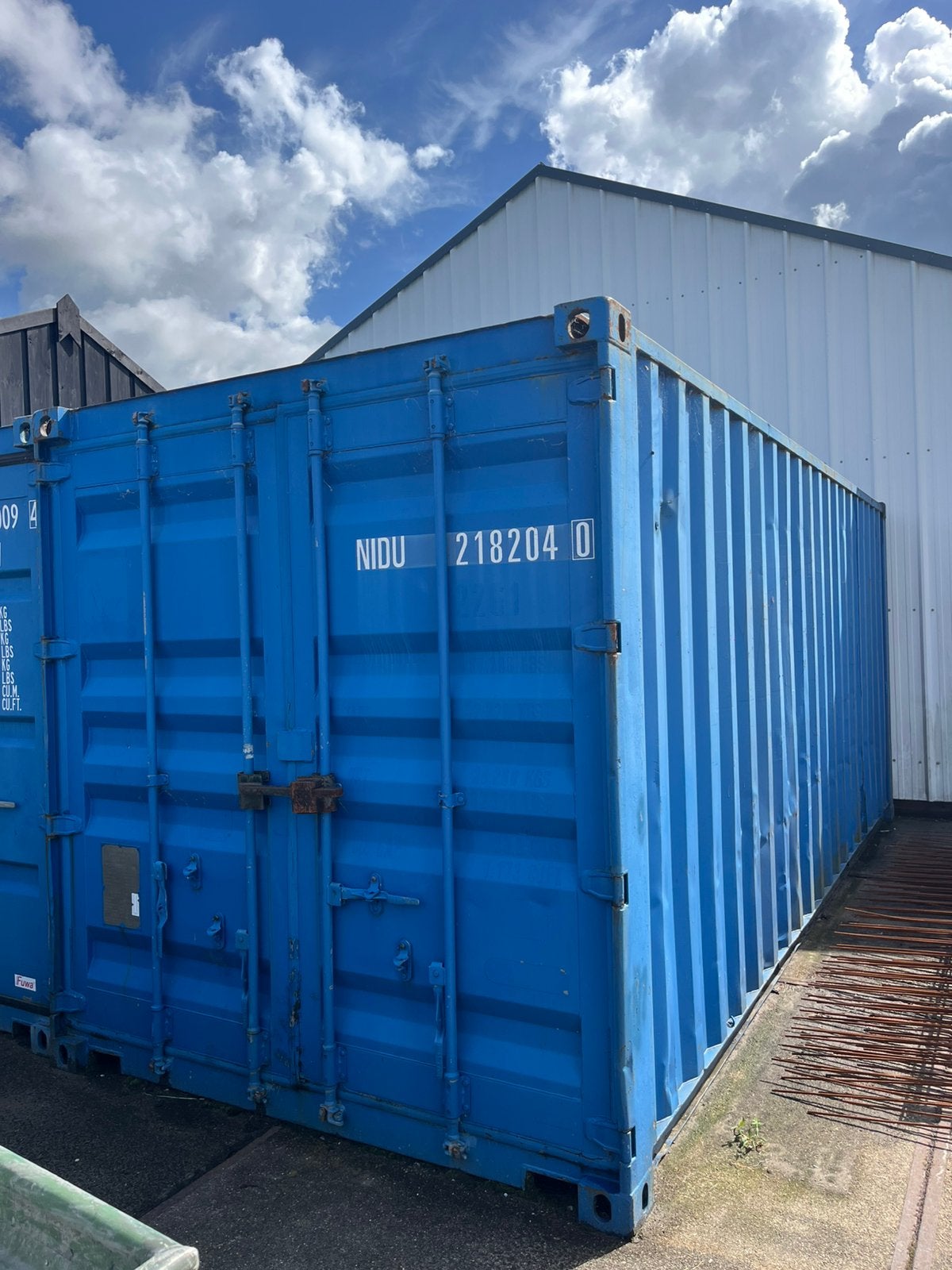 2x A-container 20 Ft, Ophalen