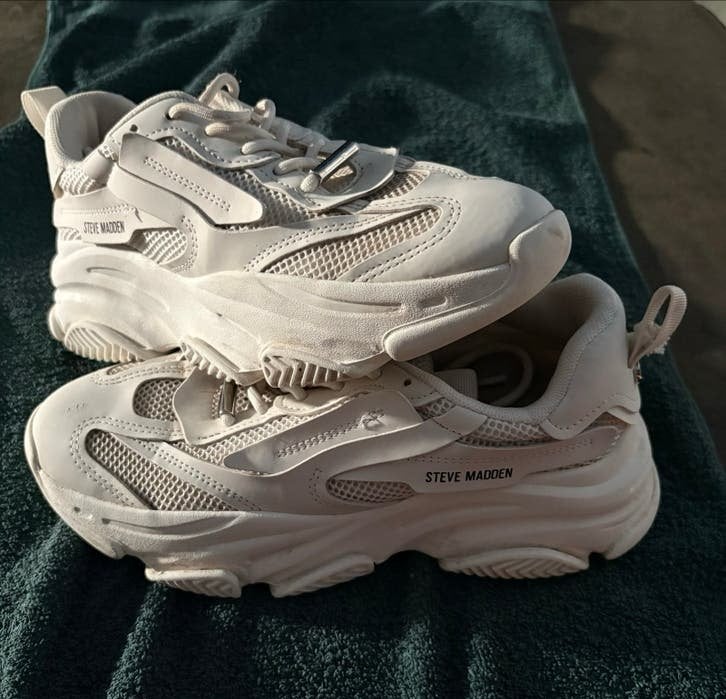 Steve Madden Sneakers -maat 39.     60,-, Ophalen of Verzenden, Zo goed als nieuw, Wit, Sneakers of Gympen