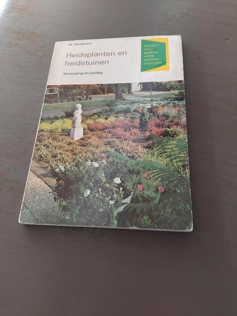 HEIDEPLANTEN EN HEIDETUINEN BOEKJE THIEME, Boeken, Natuur, Ophalen, Overige onderwerpen, Thieme