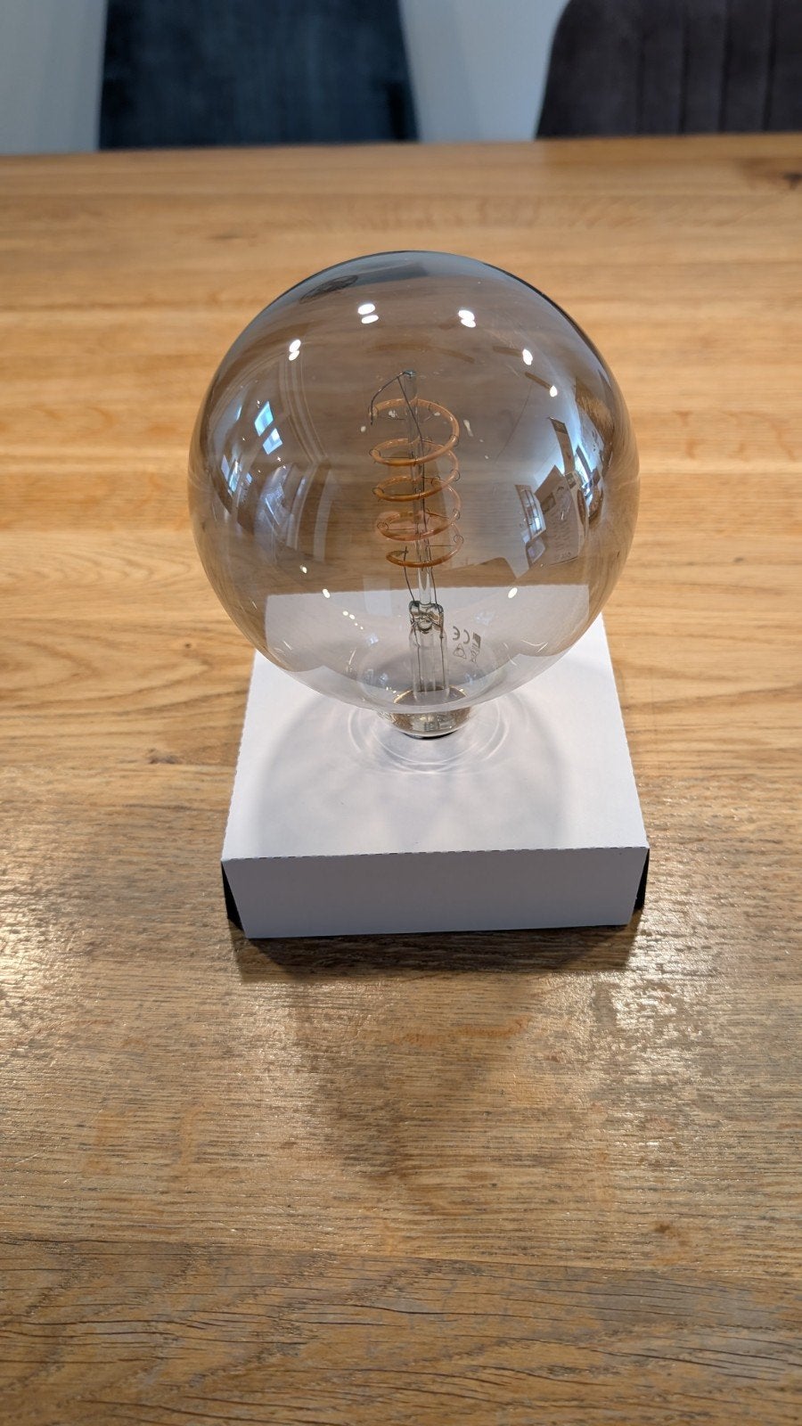 Eglo e27 ledlamp filament smoke, Huis en Inrichting, Lampen | Losse lampen, Led-lamp, Eglo, Dimbaar, Zo goed als nieuw