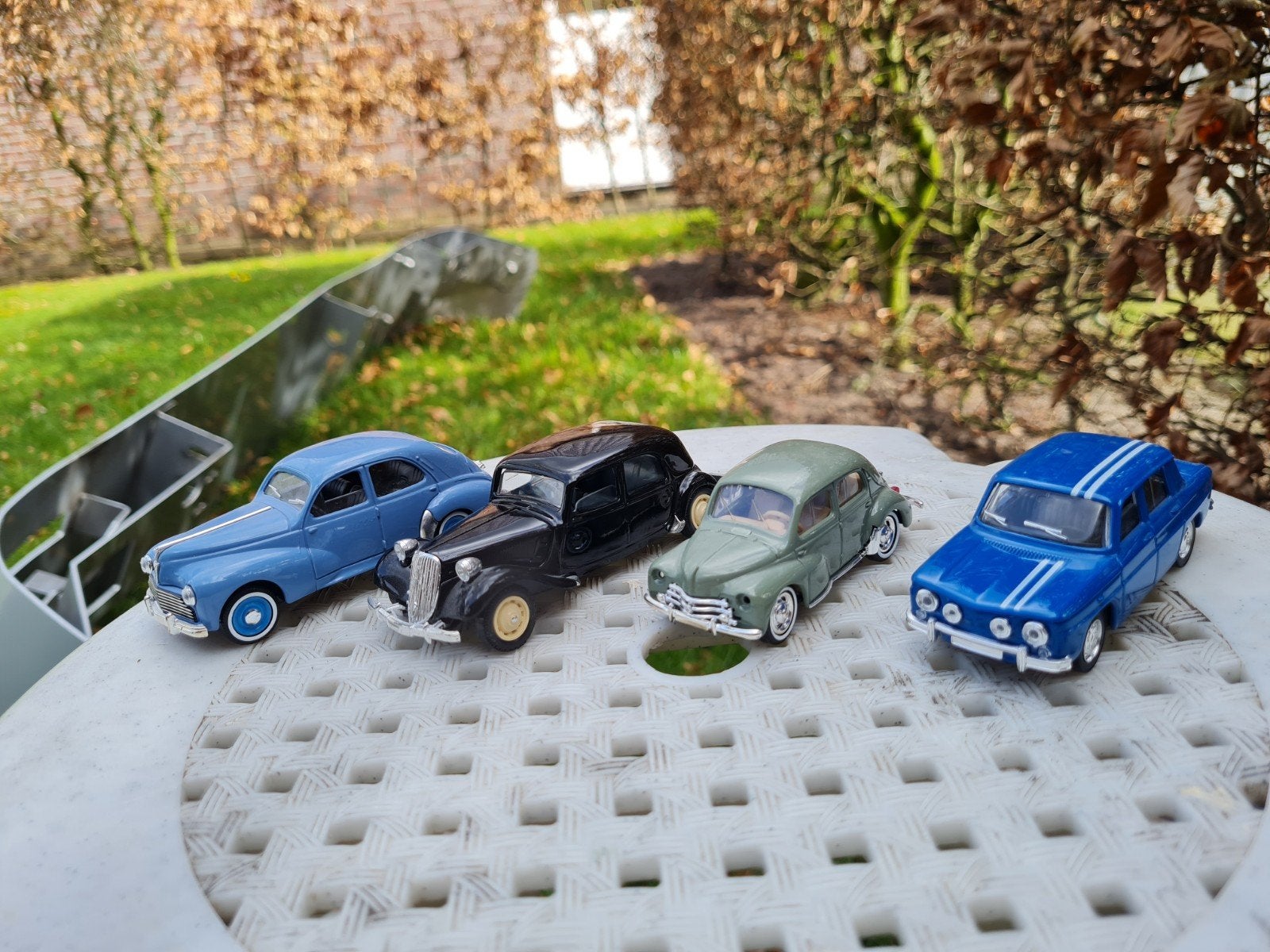 1:43 4x Franse modellen 2x Renault, Citroën, Peugeot Solido, Ophalen of Verzenden, Zo goed als nieuw, Auto, Solido