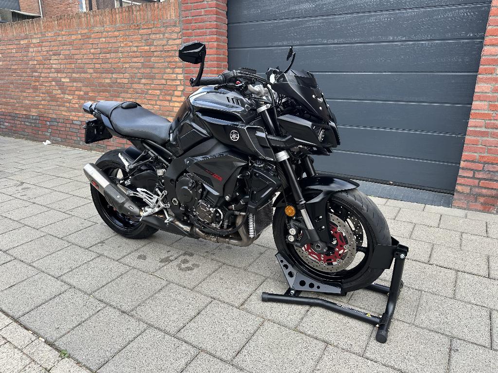yamaha mt10 2016 akra, Motoren, Motoren | Yamaha, 4 cilinders, Particulier, Traction Control, Naked bike