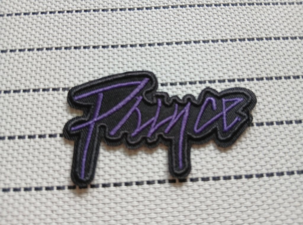 Prince name logo patch p33, Verzamelen, Muziek, Artiesten en Beroemdheden, Nieuw, Kleding, Verzenden