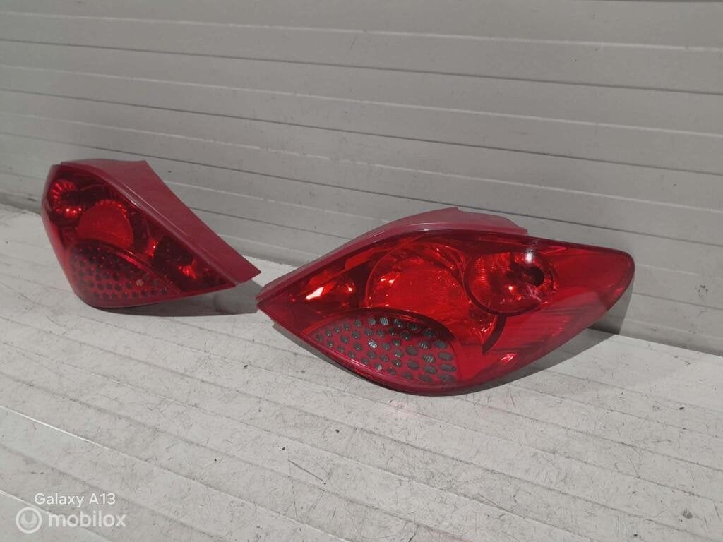 Achterlicht Peugeot 207, Auto-onderdelen, Gebruikt, Ophalen of Verzenden