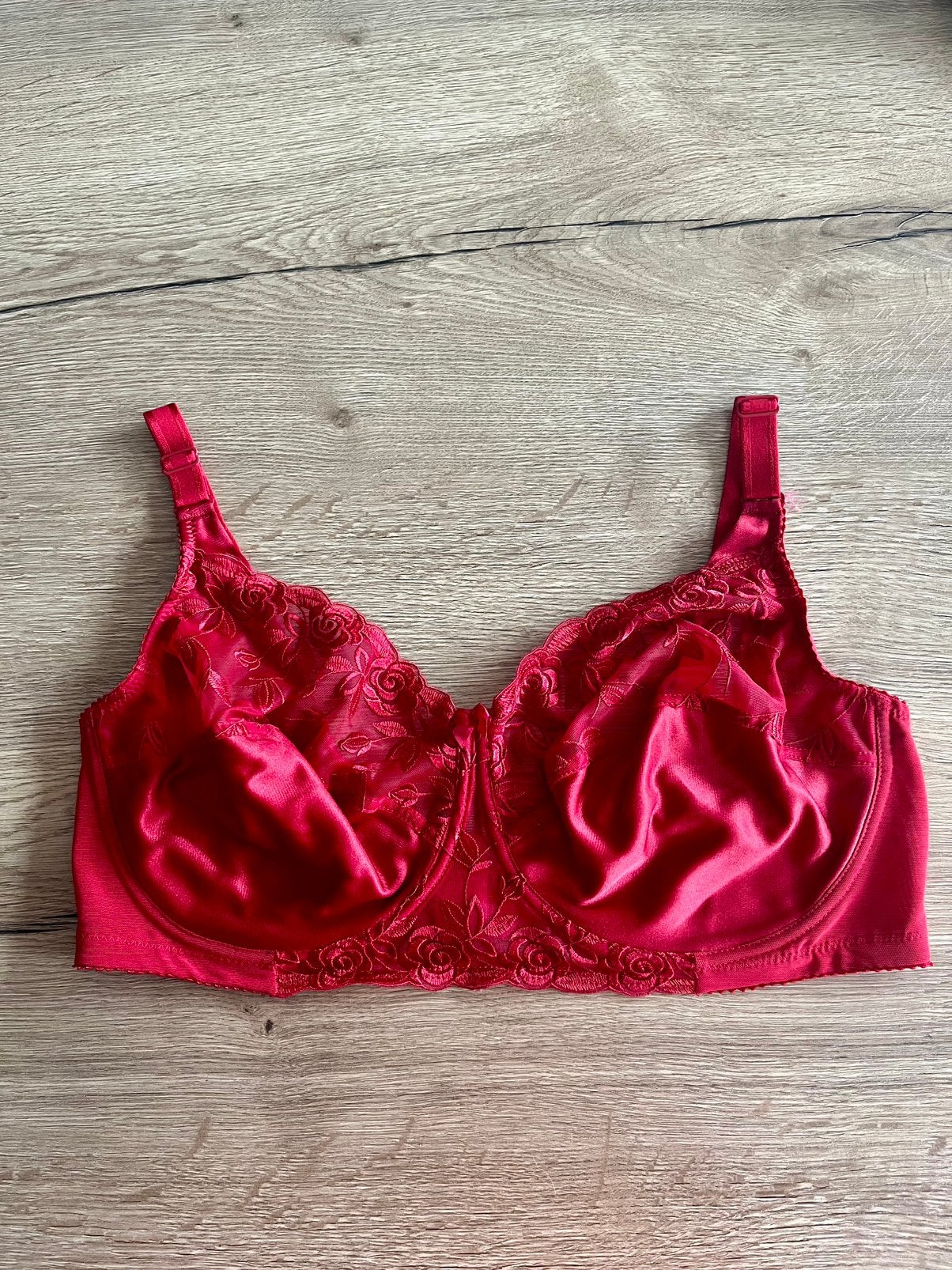 Miss mary 100F full  cup rood kant, Kleding | Dames, Ophalen of Verzenden, BH, Rood
