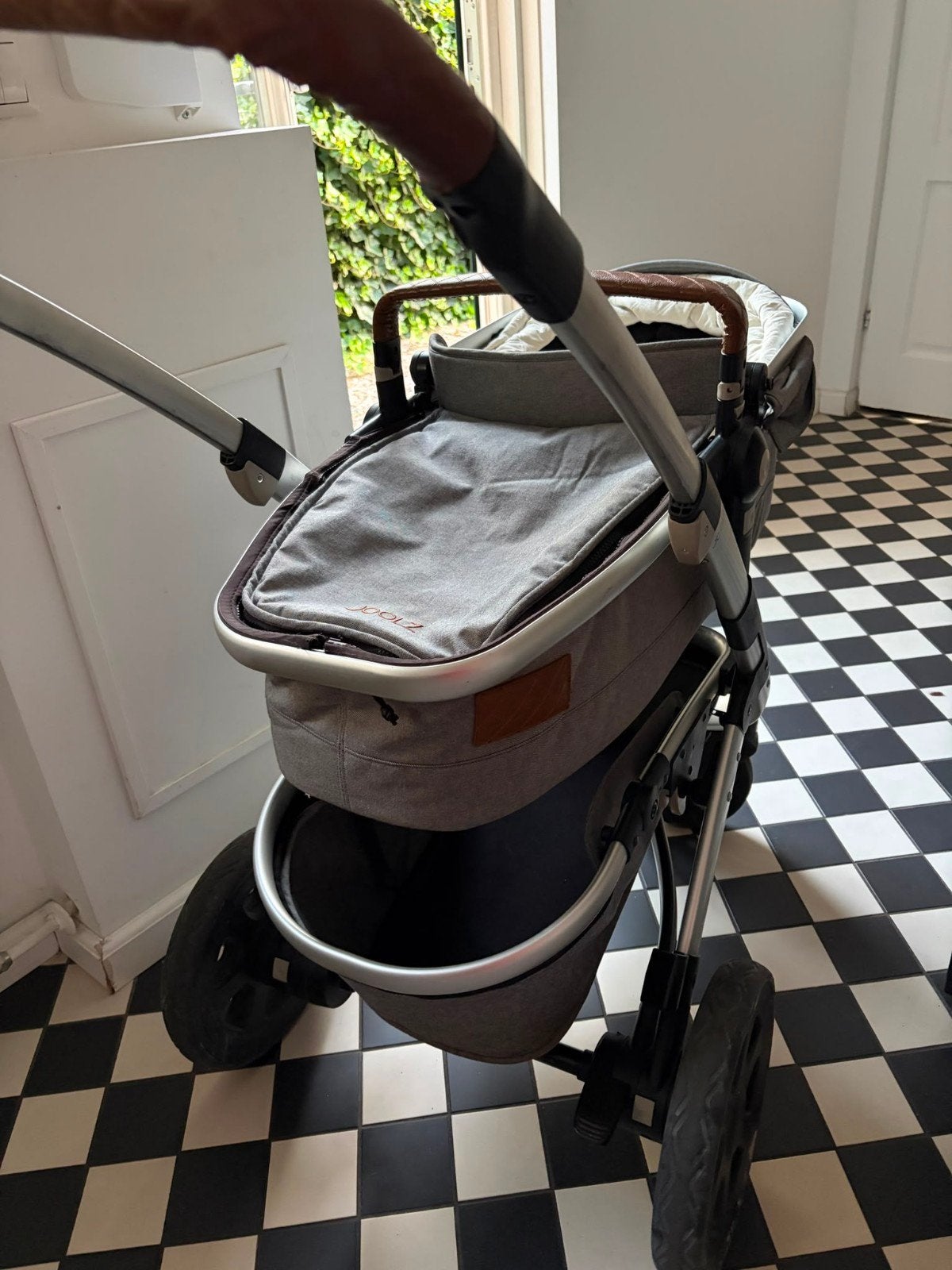 Joolz geo 2 kinderwagen met reiswieg en zitje, Kinderen en Baby's, Kinderwagens en Combinaties, Zo goed als nieuw, Combiwagen