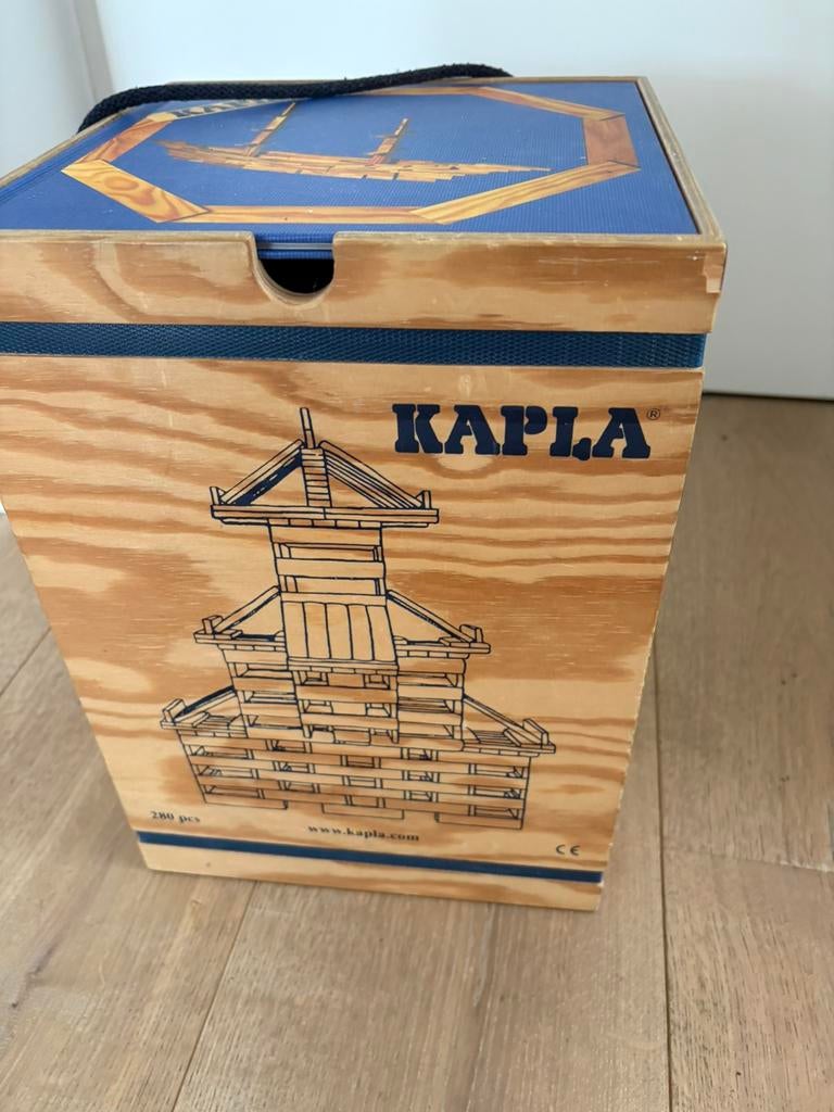 Kapla in houten kist met voorbeeld boek als deksel, Ophalen of Verzenden, Zo goed als nieuw
