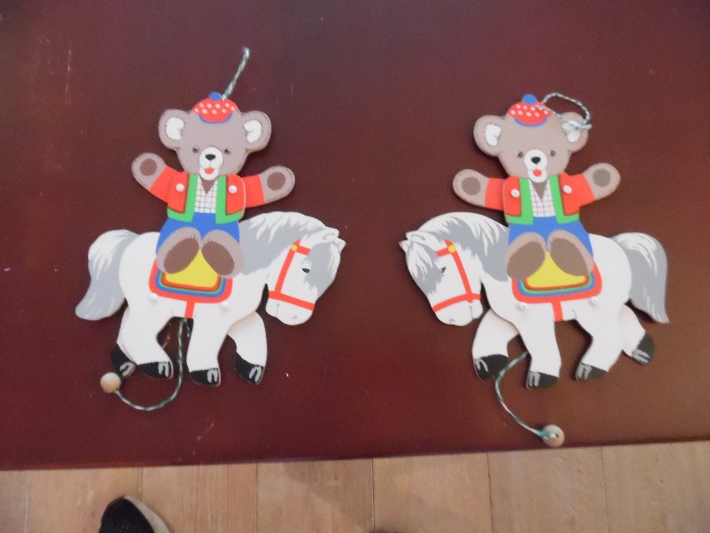 trekpopjes paardje met beer triplex, Ophalen of Verzenden, Zo goed als nieuw