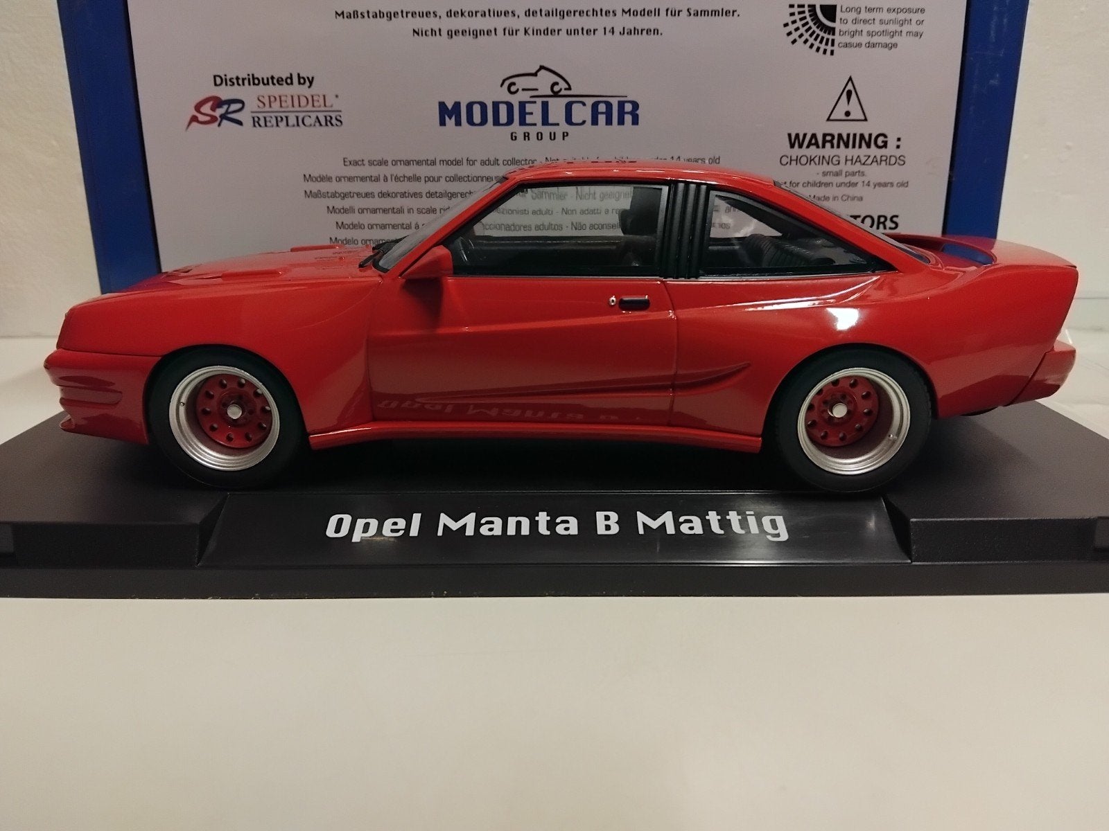 Opel Manta B Mattig rood Mcg metal 1:18 KRD, Ophalen of Verzenden, Zo goed als nieuw, Auto, Overige merken