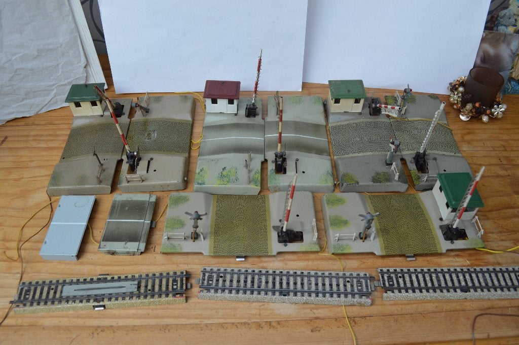 Märklin 459 MG/7192 : 4 overwegen, Wisselstroom, Gebruikt, Rails, Ophalen of Verzenden