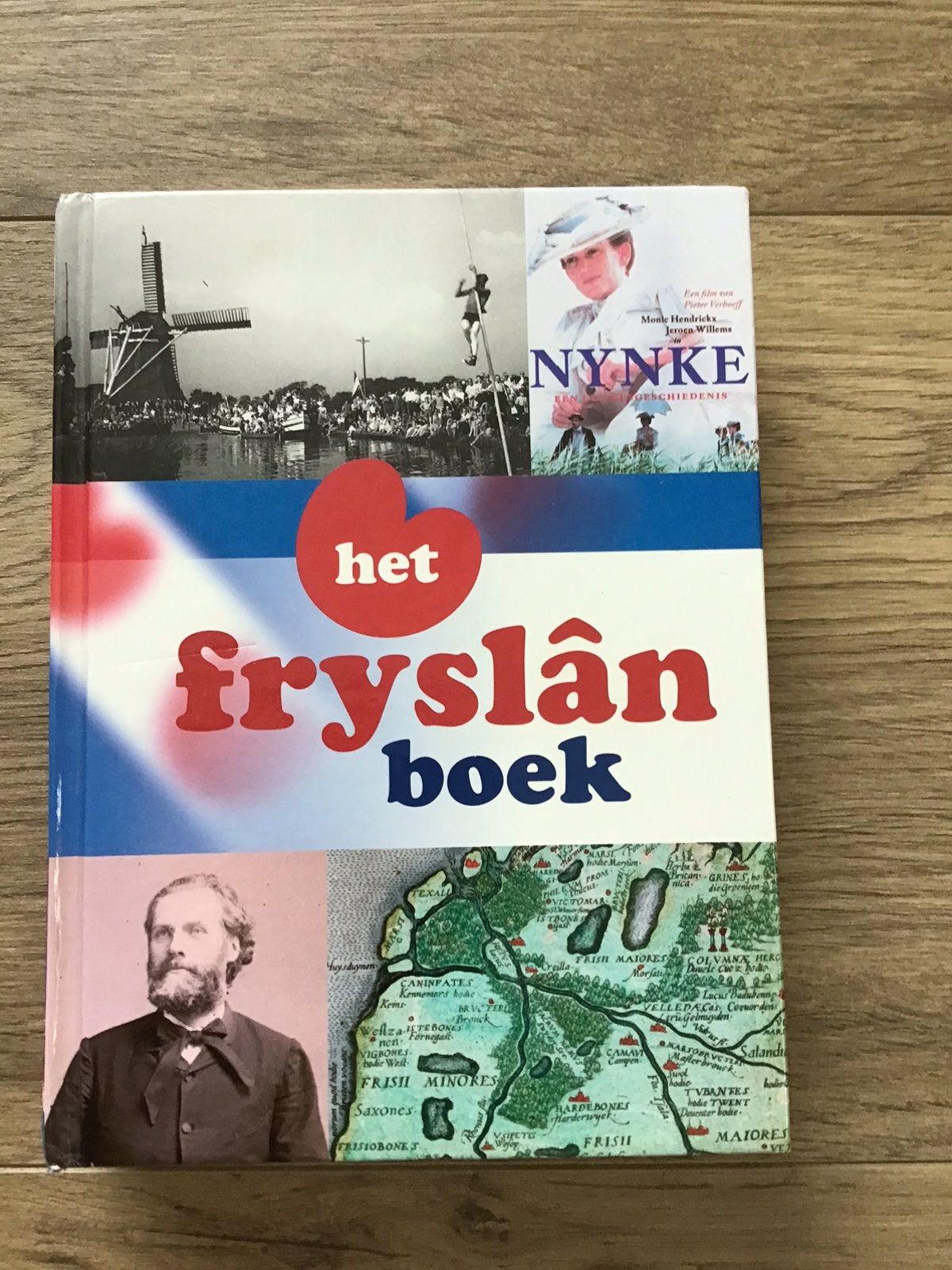 Het Fryslân Boek.Hardcover.Kadotip?, Ophalen of Verzenden, Zo goed als nieuw